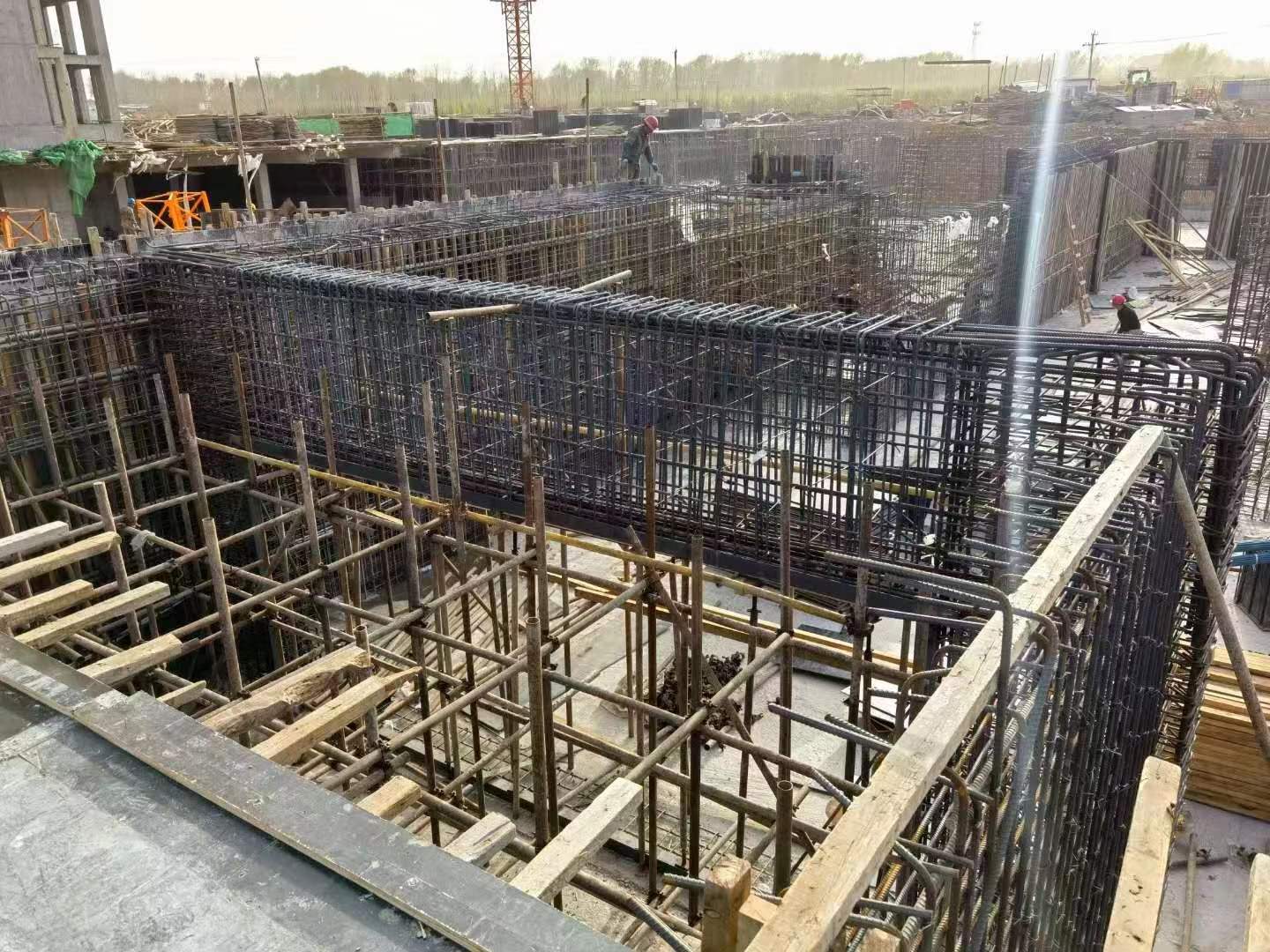 肃宁建筑基础筏板施工时混凝土有哪些常见问题?