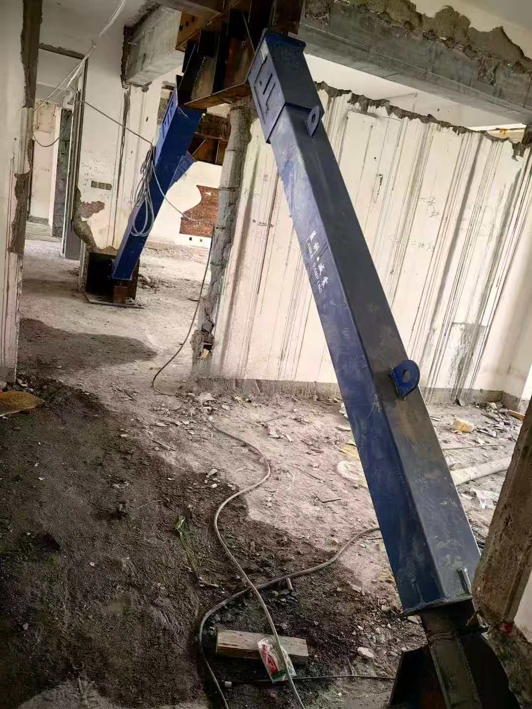 肃宁柱子粘钢加固施工工艺